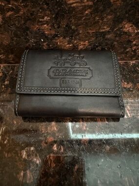 Vintage Coach Black Leather Snap Trifold Wallet Small Pink Leather Interior